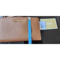 ราคา MK Jet set Travel double Zip wrislet wallet signature ขนาด 19 x 11 cm (42264589508)