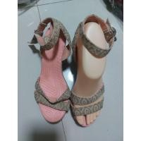 ราคา รองเท้ารัดส้นมือสอง crocs ไซส์ 36 ยาว 22.5 (28694359388)
