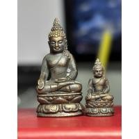 ราคา พระกริ่งไพรีพินาศ คู่พระชัยวัฒน์ วัดบวร นิเวศวิหาร เนื้อทองแดง รมดำ ปี ๕๖ (27164601216)