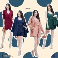 ราคา ส่งไว 1-2วันถึง Set 3 ชิ้น เสื้อปกสูทแขนยาว +เสื้อครอปสายเดี่ยวมีซิปข้าง+กางเกงขาสั้นทรงเอวสูง (19992772770)
