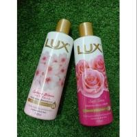 ราคา LUX #ครีมอาบน้ำลักส์ ลักส์ ซอฟท์ โรส และ ลักส์ ซากุระ บลูม (ขนาด 190 มล.) (4834209822)