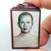 ราคา ภาพถ่ายขาวดำ หลวงพ่อคูณ ปริสุทโธ วัดบ้านไร่ รูปท่านตอนหนุ่ม เลี่ยมกรอบกันน้ำอย่างดี ขนาด 3*6 ซม. (24425323177)