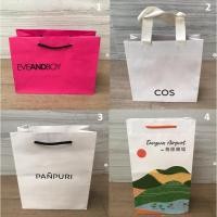 ราคา ถุงกระดาษ ถุง แบรนด์ EVEANDBOY , PANPURI , COS และ สนามบิน Taoyuan Airport ใส่เครื่องสำอาง ของแท้ สวยมาก เรียบหรู (9374265057)