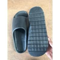 ราคา มือสอง Lacoste Size 43 , UK 9 รองเท้าแตะใส่สบาย ส่งฟรี (41514056569)