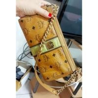 ราคา MCM มือ2 ของแท้ทรงพอชสะพายไหล่สีออริคาดเขียว สภาพพร้อมใช้ อะไหล่ซีดดรอปลง มีร่องรอยการใช้งานมือสอง (23336667813)
