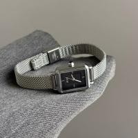 ราคา IEKE นาฬิกาสี่เหลี่ยมเล็กผู้หญิง Niche Light Luxury Silver Band Simple แฟชั่นนาฬิกาข้อมือ 6.24 Y1MZ (41781963063)