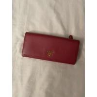 ราคา Prada Leather Long Wallet มือสอง ของแท้ สปาให้แล้ว (49556642326)