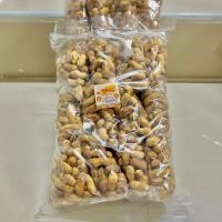 ราคา [ 1 แพ็ค 12 ห่อ ] ถั่วคั่วทราย สูตรโบราณ หอม อร่อย ไม่เหม็นหืน (29860896938)