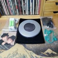 ราคา Sony D-EJ785 เครื่องเล่น CD แบบพกพา – ครบชุด มี 3 สี VintageAudio CDPlayer Sony (40682899962)