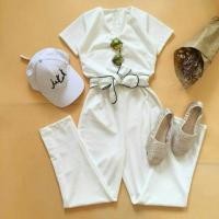 ราคา จั๊มสูทขายาวสีขาว ผ้าแมงโก้ มือ2 (343434926)