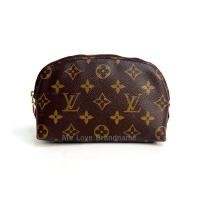 ราคา LOUIS VUITTON Monogram Pochette Cosmetic PM (รับประกันสินค้าแท้) (25030227171)