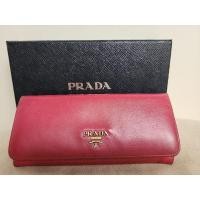 ราคา Pradaกระเป๋าสตางค์ใบยาวแท้100%-used-good-condition (27654954115)