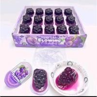 ราคา มีราคาขายส่ง 12 แพ็คขึ้นไป เยลลี่องุ่นไส้เยิ้ม สีม่วง รส องุ่น สี เขียวรส เมล่อน แพ็คละ 30 ชิ้น (41928123226)