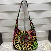 ราคา กระเป๋าสะพาย กระเป๋า Cross Body งาน Brand แท้ กว้าง 15 สูง 13 ก้น 5 นิ้ว ราคา 390 บาท (56813433423)