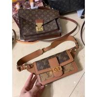 ราคา Shipping Real Shot M44585 26CM DAUPHINE กระเป๋าคาดเอว Daphne กระเป๋าสุภาพสตรี (46115774096)