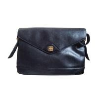 ราคา กระเป๋าสะพายข้าง Givenchy (48251289768)