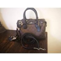 ราคา Coach หมอน สีดำ (1390256939)