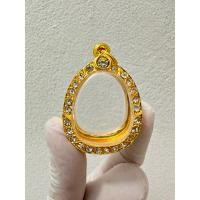 ราคา กรอบพระตลับชุบทองแบบเปิดหลังตลับใส่พระปิดตาหลวงปู่โต๊ะแบบล้อมเพรชขนาดความกว้างของตลับวัดได้ 2.5*3.1cm (22977509529)