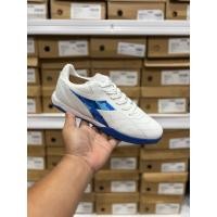 ราคา DIADORA PILINO WHITE DIAFG รองเท้าบุรุษ FUTSAL251103รองเท้าต้นฉบับ W (41080750043)