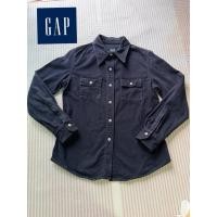 ราคา เสื้อเชิ้ต แบรนด์ GAP ผ้าลูกฟูก สีกรมเข้ม ของแท้(มือ2) สภาพดี / ไม่มีตำหนิ (53007010678)