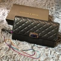 ราคา กระเป๋าสะพาย Charles & Keith ของแท้ 100% (6847612230)