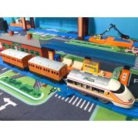 ราคา Sale รถไฟโบกี้ใส่ถ่าน 3 โบกี้ TOMY แถมถ่านฟรี ของเล่นญี่ปุ่นมือ2 (4753662902)