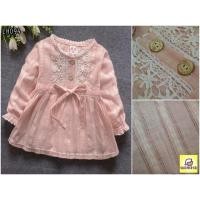 ราคา เดรสแขนยาวสีชมพูอ่อน เนื้อผ้านุ่มนิ่มมมมม ไม่ระคายผิวคุณหนูๆ งานลูกไม้สีขาว กระดุมไม้ลายคิตตี้น้อย (54662651)