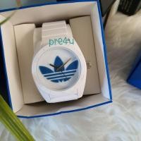 ราคา นาฬิกา Adidas เรือนขาวโลโก้ฟ้า หน้าปัด 42 มม. สายยางซิลิโคน (20307228301)