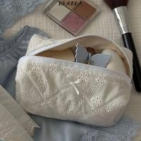 ราคา BRABRA กระเป๋าแต่งหน้า, กระเป๋าเครื่องสําอางเย็บปักถักร้อยลายดอกไม้ผ้านวม, ลูกไม้สีขาวอินเทรนด์ Elegant Bow Travel Storage Bag Occasion (47564548333)