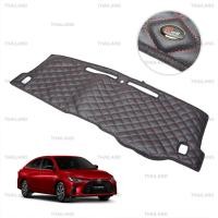 ราคา พรมปูหน้าคอนโซลรถ พรมหน้าคอนโซน ขับขวา หนังสีดำด้ายแดง สำหรับ Toyota Yaris Ativ ปี 2022-2023 (24281281320)