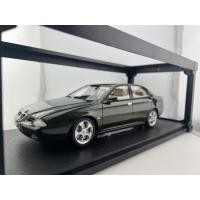 ราคา CULT 1/18 Alpha Romeo 166 Super 3.0 Discharge Metal Green (รถเรซิ่น) รุ่น Super Classic Alpha Romeo แฟนไม่เคยพลาด (46813309695)