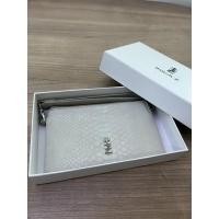 ราคา iricaz กระเป๋าสตางค์ใบยาว มีสายคล้องมือ คล้องแขน สภาพเหมือนใหม่ (13570073987)