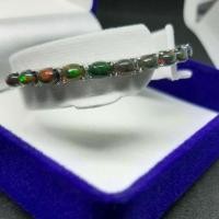 ราคา สร้อยข้อมือ แบล๊คโอปอล Black Opal พลอยแท้ ขนาด 4×6 มม. จำนวน 16 เม็ด ตัวเรือนเงิน 925 ชุบทองคำขาว แบบรูด (9432454683)