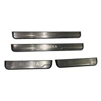ราคา Nissan Almera แถบกันรอยขีดข่วนประตูรถ สแตนเลส กาบประตู ประตูรถยนต์ (4ชิ้น) แผงครอบ กันรอย รถด้านข้างธรณีแถบป้องกันสําหรับ เทปป้องกันรอยขีดข่วนแถบธรัณรถ (45415665310)