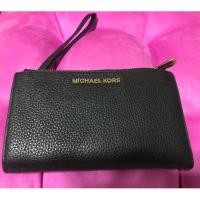 ราคา กระเป๋าสตางค์ Michael korsคล้องมือ 2ซิป แท้100% (2023826255)