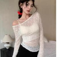 ราคา NEW! เสื้อลูกไม้แขนยาวสีขาว โบว์ดำ (26542593197)