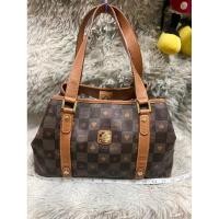 ราคา กระเป๋ามือสองแบรนด์Bana Bana ทรง Shopping ทรงหมอนถือได้2ทรง สวยมากๆค่ะไม่มีตำหนิเลยอะไรวิ้งสุด (18288450946)