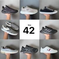 ราคา รองเท้ามือสองของแท้ รวมแบรนด์ Size : 42 - 42.5 (42033559056)