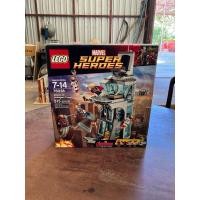 ราคา พร้อมส่ง หายาก Lego 76038 Attack on Avengers Tower (Retired Set) (41172607122)