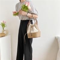 ราคา กระเป๋าสะพายข้างทรงขนมจีบ (4889980078)