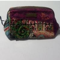 ราคา กระเป๋าผ้าทอหนาพิมพ์ลายสวย Desigual ปากบนขอบเหล็กหุ้มผ้าด้านใน ขนาด 10 × 6 นิ้ว (26405047377)