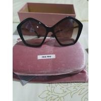 ราคา แว่นกันแดด miumiu แท้สภาพดี (6072130036)