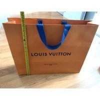 ราคา ถุงกระดาษ LV ขนาด 48 x 39 ซม. (2098971704)