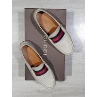 ราคา รองเท้า Gucci Men's Off White Beige Leather Web Driver Loafer Shoe ของแท้ (6539783766)