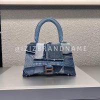ราคา Balenciaga Hourglass size S in denim (23733284424)