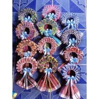 ราคา โปรฟรีสติกเกอร์มาลัยผ้าขาวม้าคละสีพร้อมโบว์+ถุงแก้ว+สติกเกอร์ (25922817665)