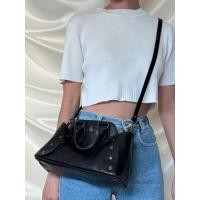 ราคา VIVIENNE WESTWOOD black leather 2-way bag แบรนด์เนมมือสองของแท้ (41030103113)
