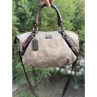 ราคา Authentic | Vintage Coach F15957 Madison Purse Dotted OP Art Large Sophia Satchel Bag Beige (55509158317)