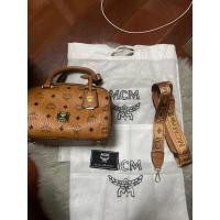 ราคา กระเป๋าสะพายข้างMCMทรงหมอน (23475023969)