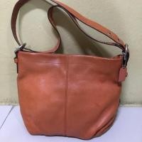ราคา ของแท้ 100% กระเป๋า Coach ครอสบอดี้หนังแท้มือสอง (6431553402)